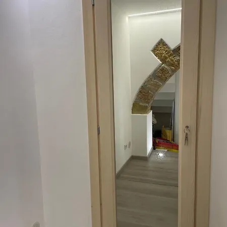 Canonica Dimore * צ'פאלו